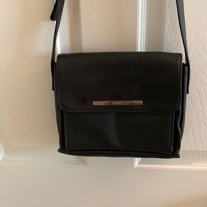 3/$15 Nine West black shoulder bag